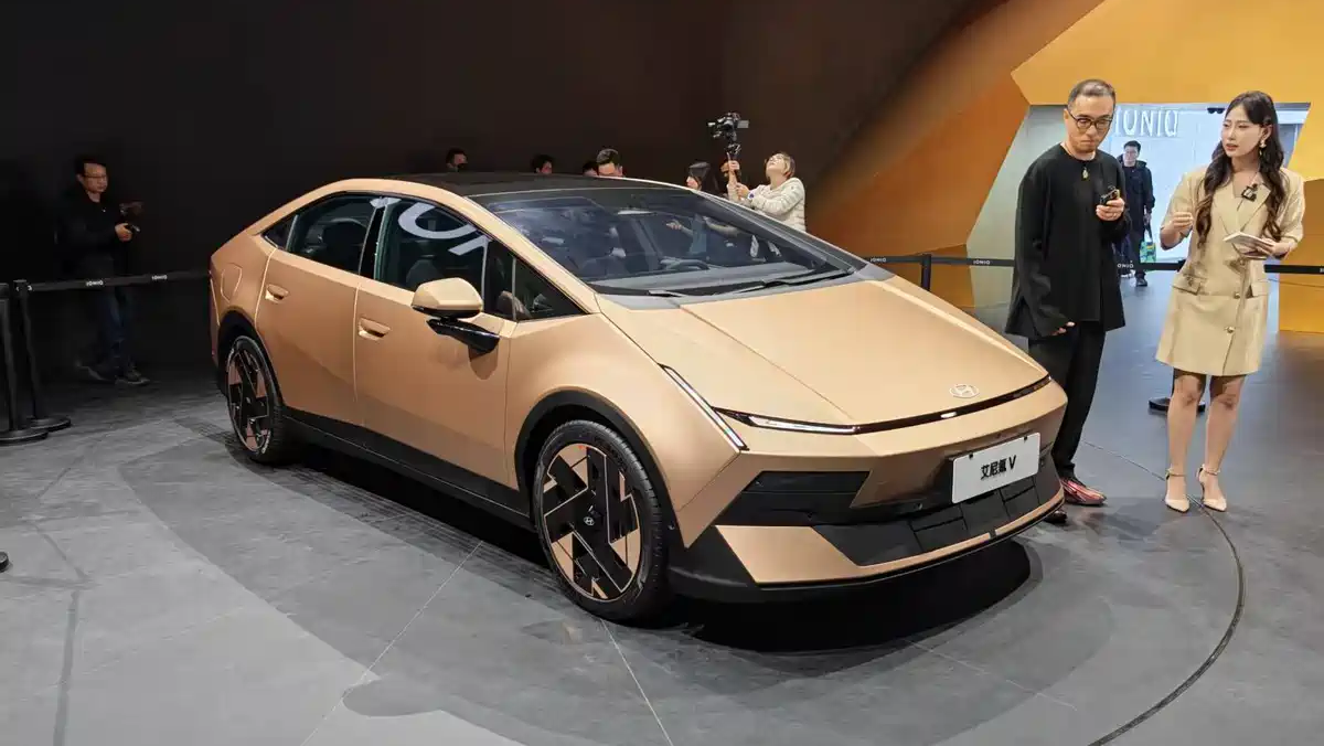 Hyundai Debut Ioniq V di Beijing Auto Show 2026