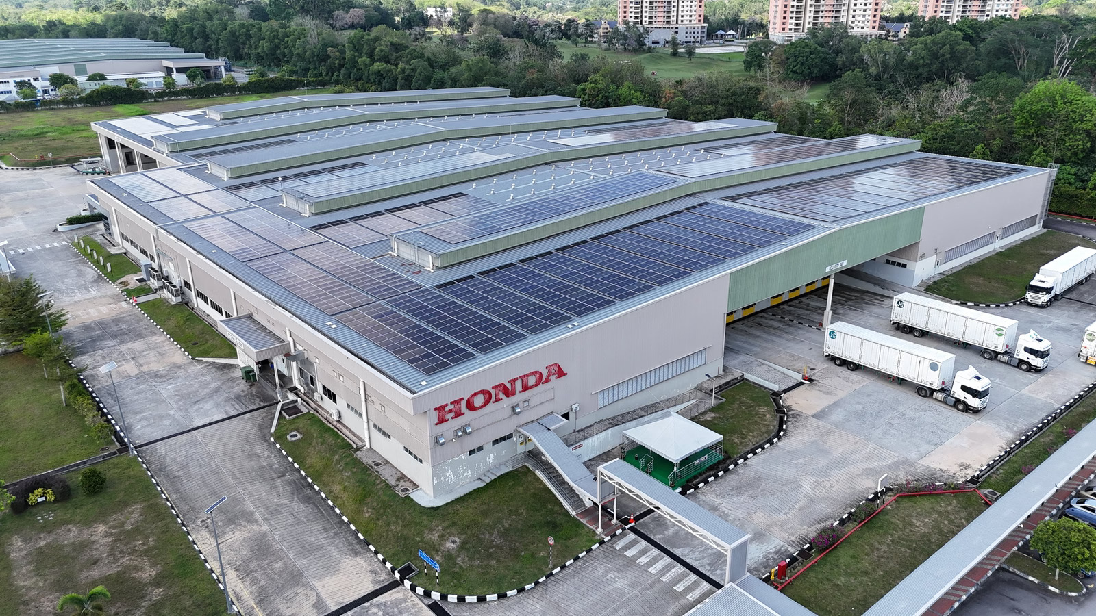 Honda Malaysia Pangkas Emisi Pabrik Pasang 8.960 Panel Surya