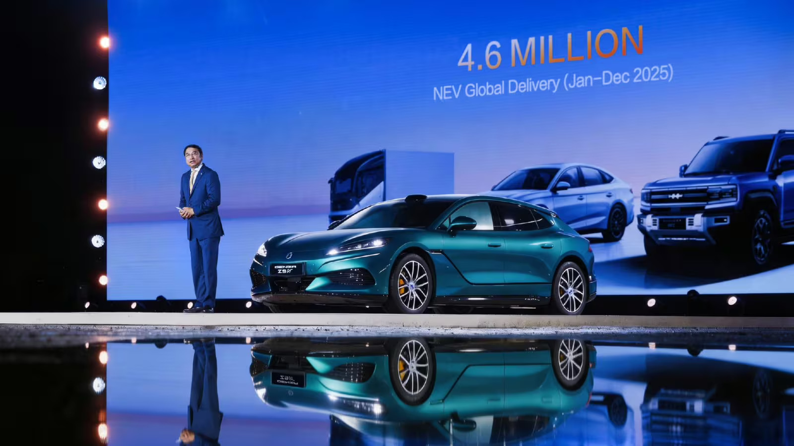 BYD Denza Z9GT Masuk Thailand: Bisa Flash Charging