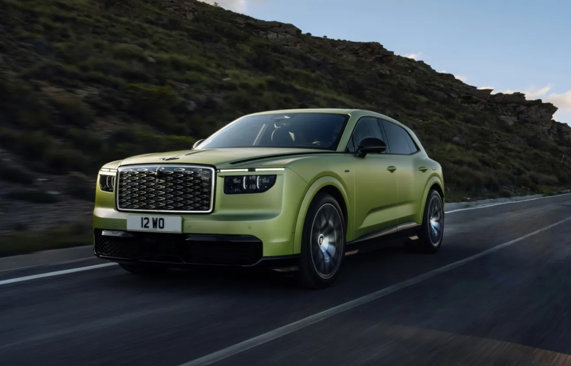 Bentley Torcal Buka Selubung: Jarak Tempuh 600 Km