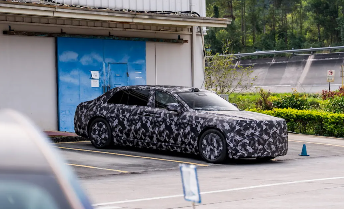 BYD Tes Sedan Listrik Ultra-Mewah: Mirip Rolls Royce Phantom