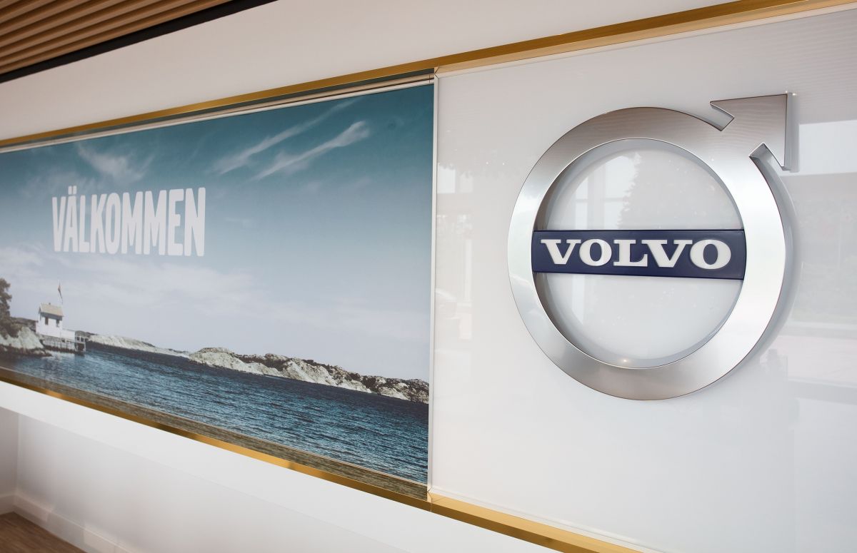 Volvo Tutup Kantor di Stockholm: PHK 450 Karyawan